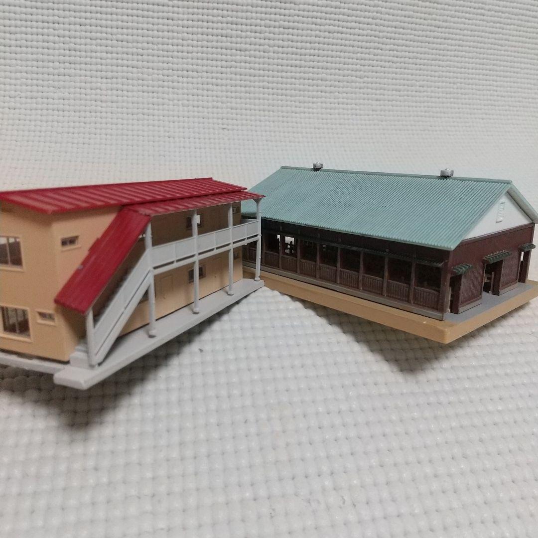 建物16軒 Nゲージ〈商店/住宅/劇場/バー/カフェ/牧場/他〉昭和の街並み