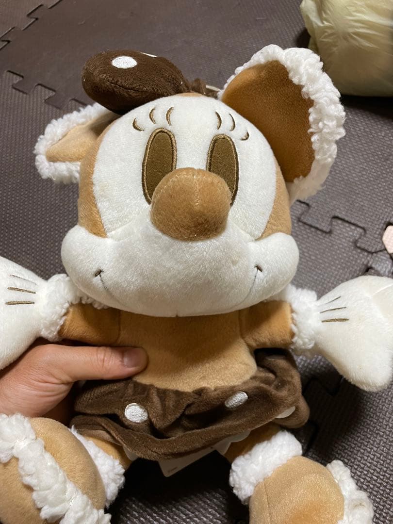ディズニー　ミニー　ぬいぐるみ
