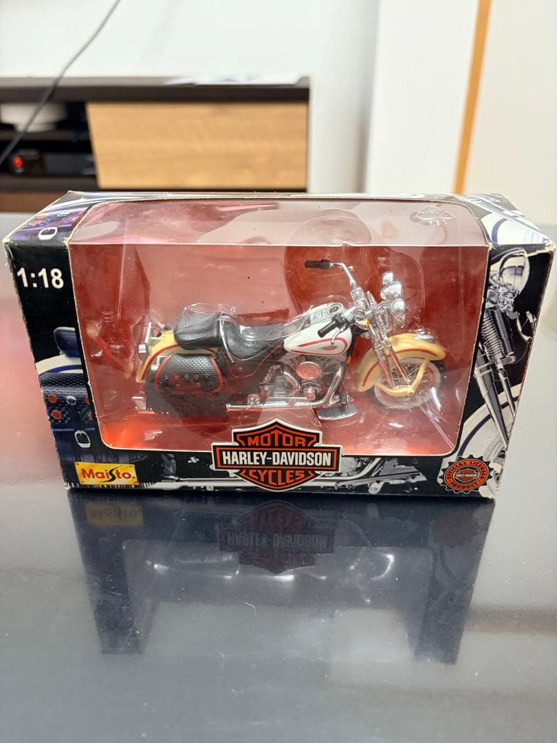 Harley-Davidson 1:18スケールバイクセット