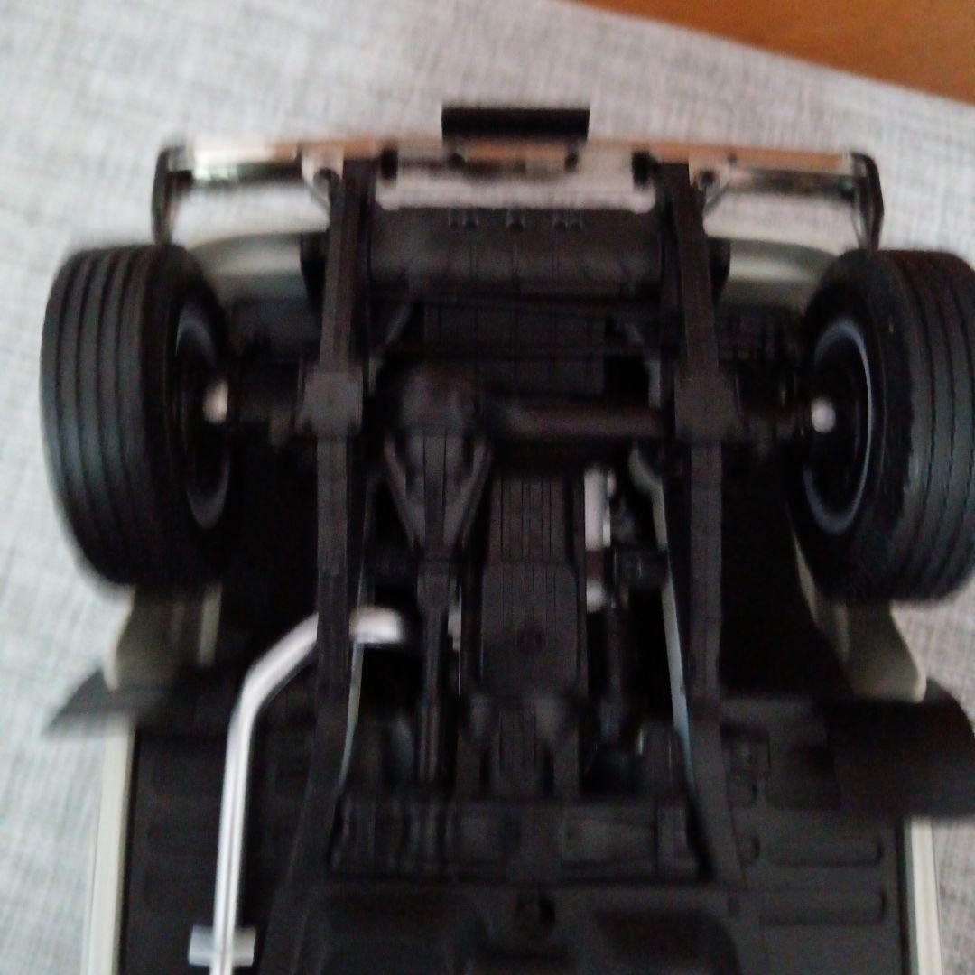 kyosho 1/18 ランドクルーザー 60 ホワイト