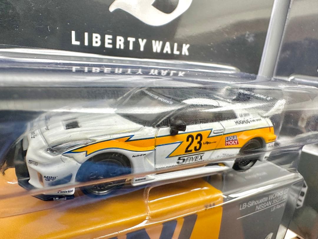 MINIGT LBシルエットワークス 35GT-RR LBWK限定ブリスター2種