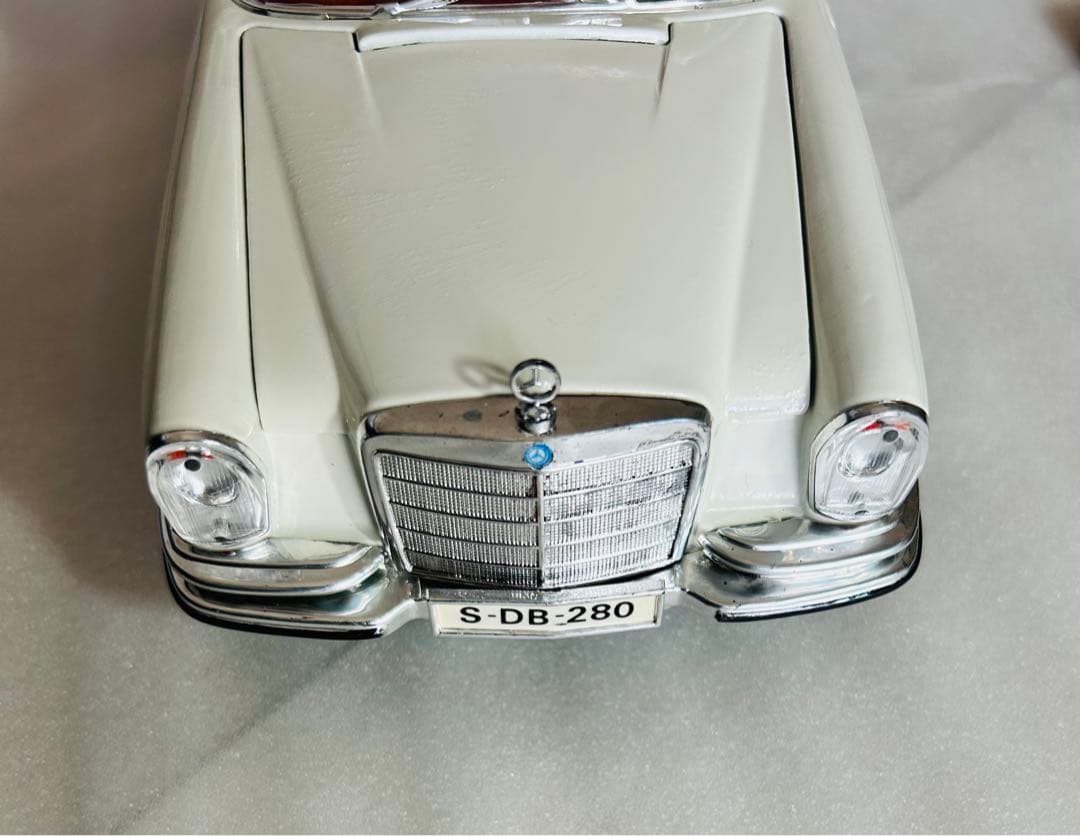 ホビーラジコン Maist  Mercedes-Benz 280SE 1966