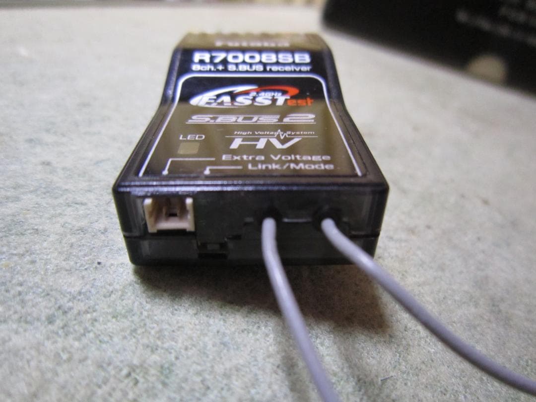 R7008SB Futaba フタバ テレメトリー FASST 受信機新品同様