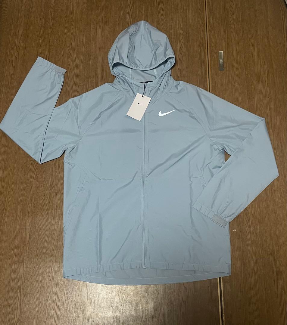 Nike ウィンドブレーカー＆ショートパンツセット