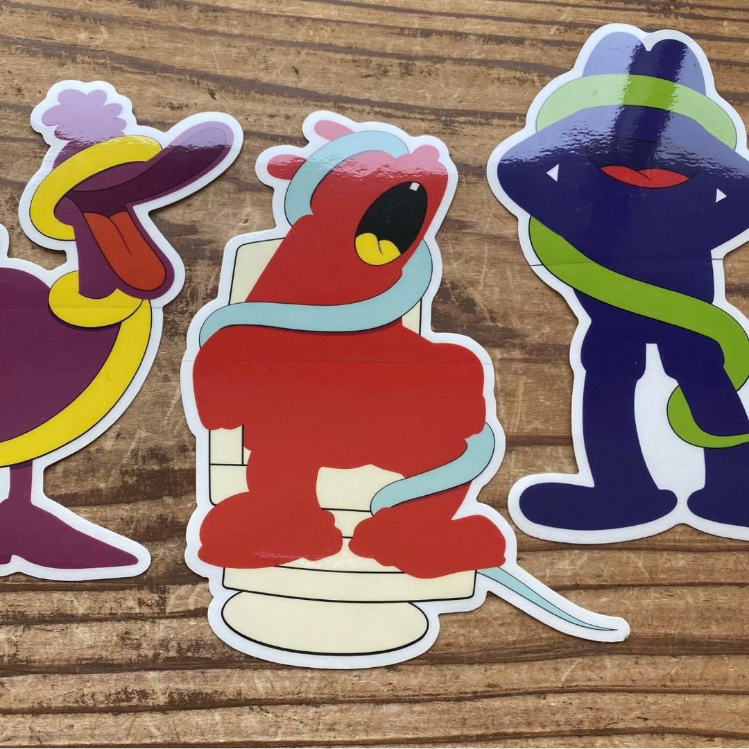 KAWS オリジナルフェイク ステッカー 4枚セット 非売品 ノベルティー