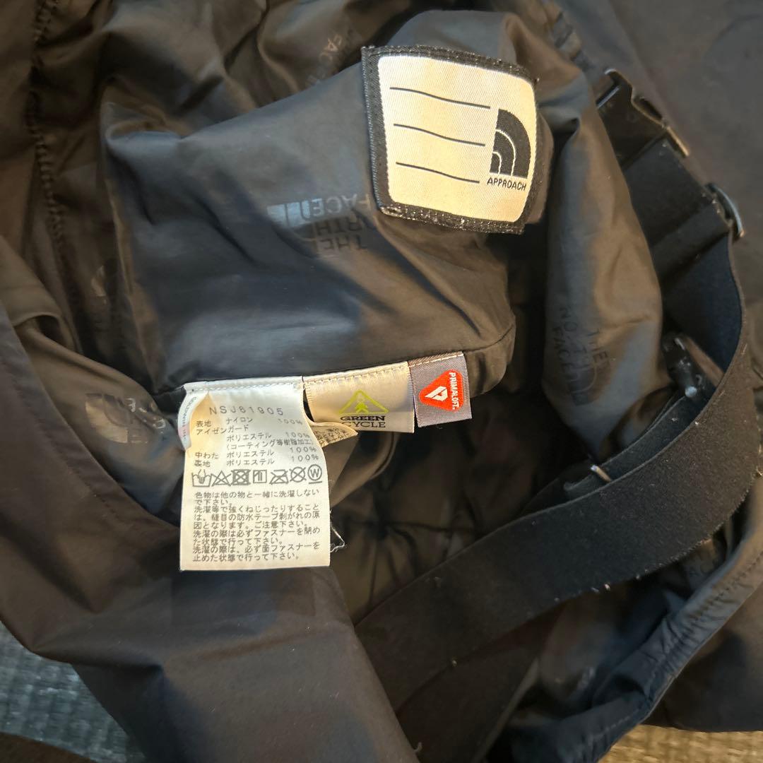 ノースフェイス　キッズ　スノーウェア　スキーウェア　ビブパンツ 140cm