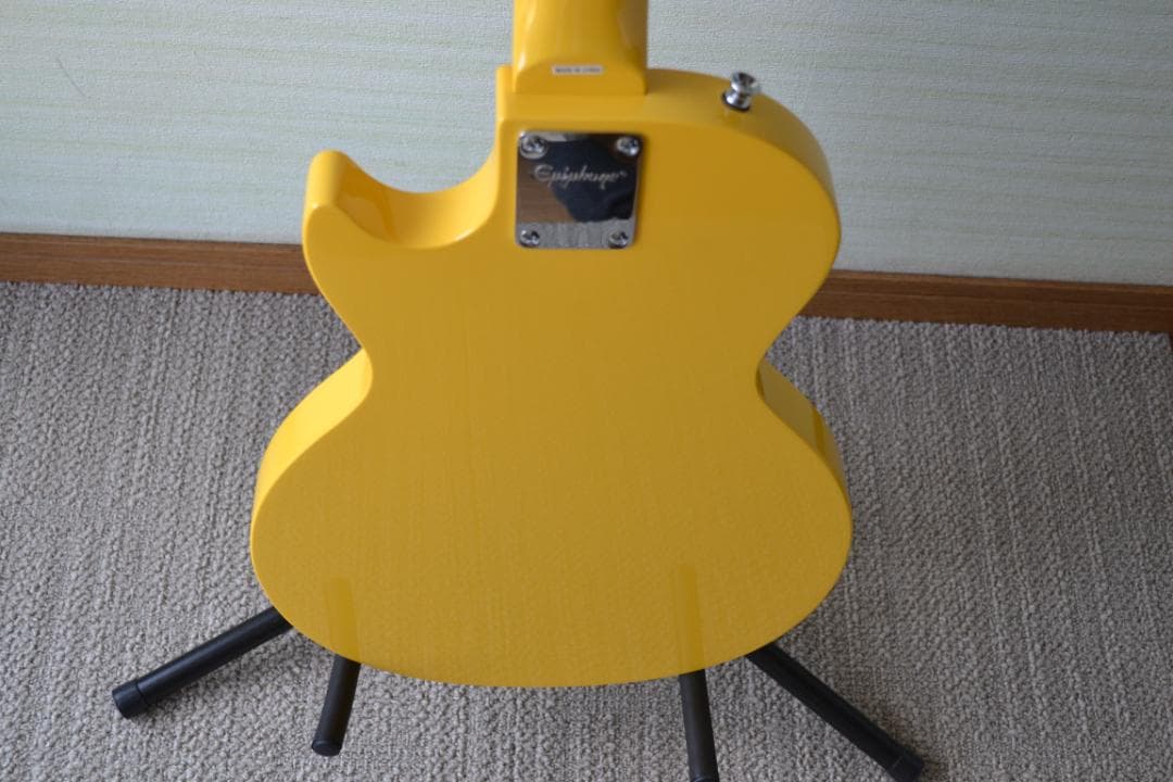 極上品　Epiphone LesPaul イエロー純正ケース付き