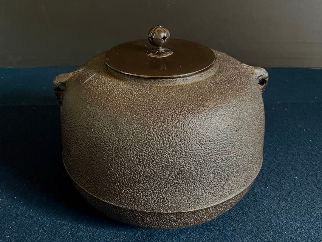 割引‼️「母」 丸釜 海老鐶付 釜師 辰敏 共箱 黄布 炉釜 茶道具 （あ）
