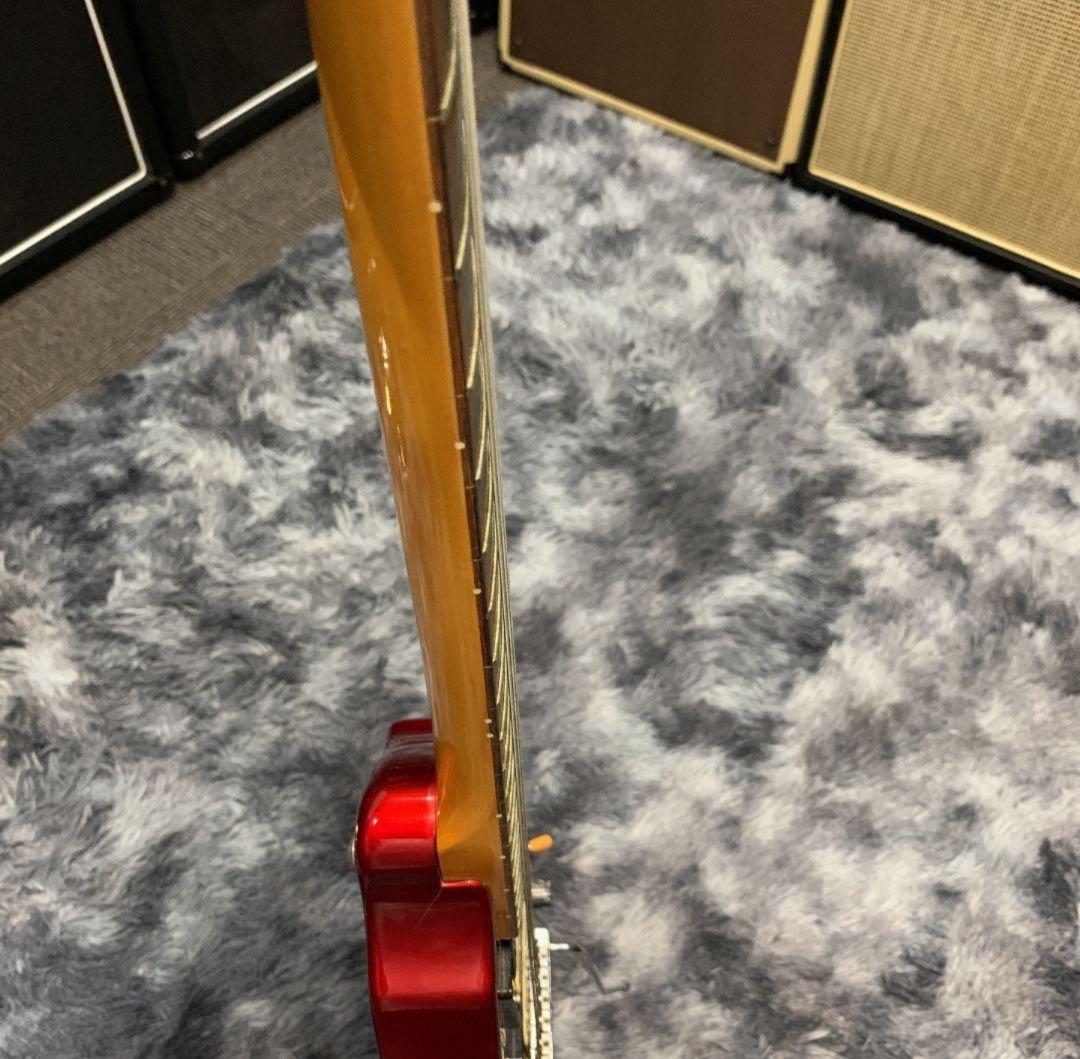 ギター Tokai V