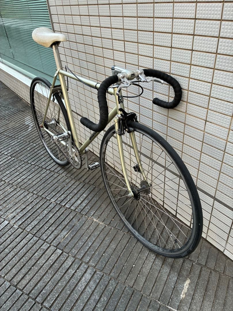 ブリヂストン　ピスト完成車　トラック　発送不可　手渡し限定