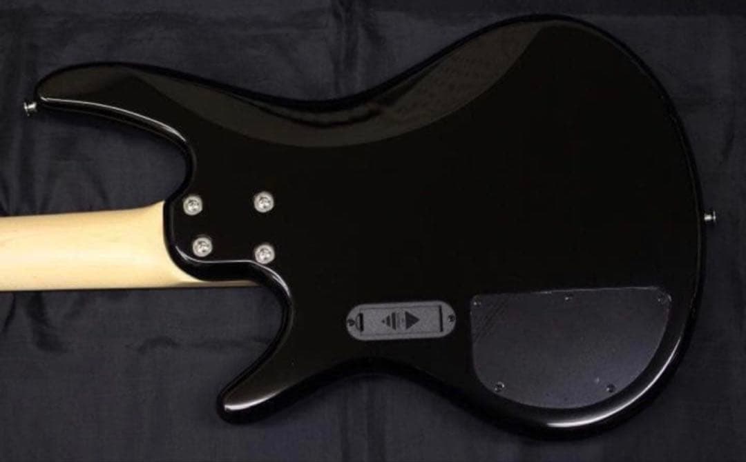 Ibanez/ Gio Series / GSR205-BK 5弦エレキベース