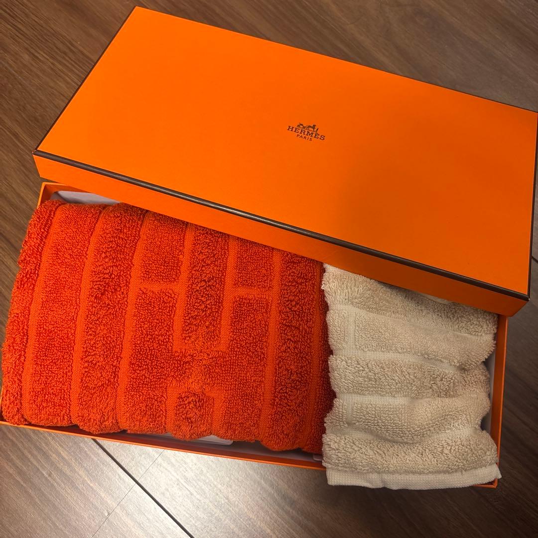 未使用⭐️HERMES フェイスタオルセット オレンジ ベージュ　箱無し