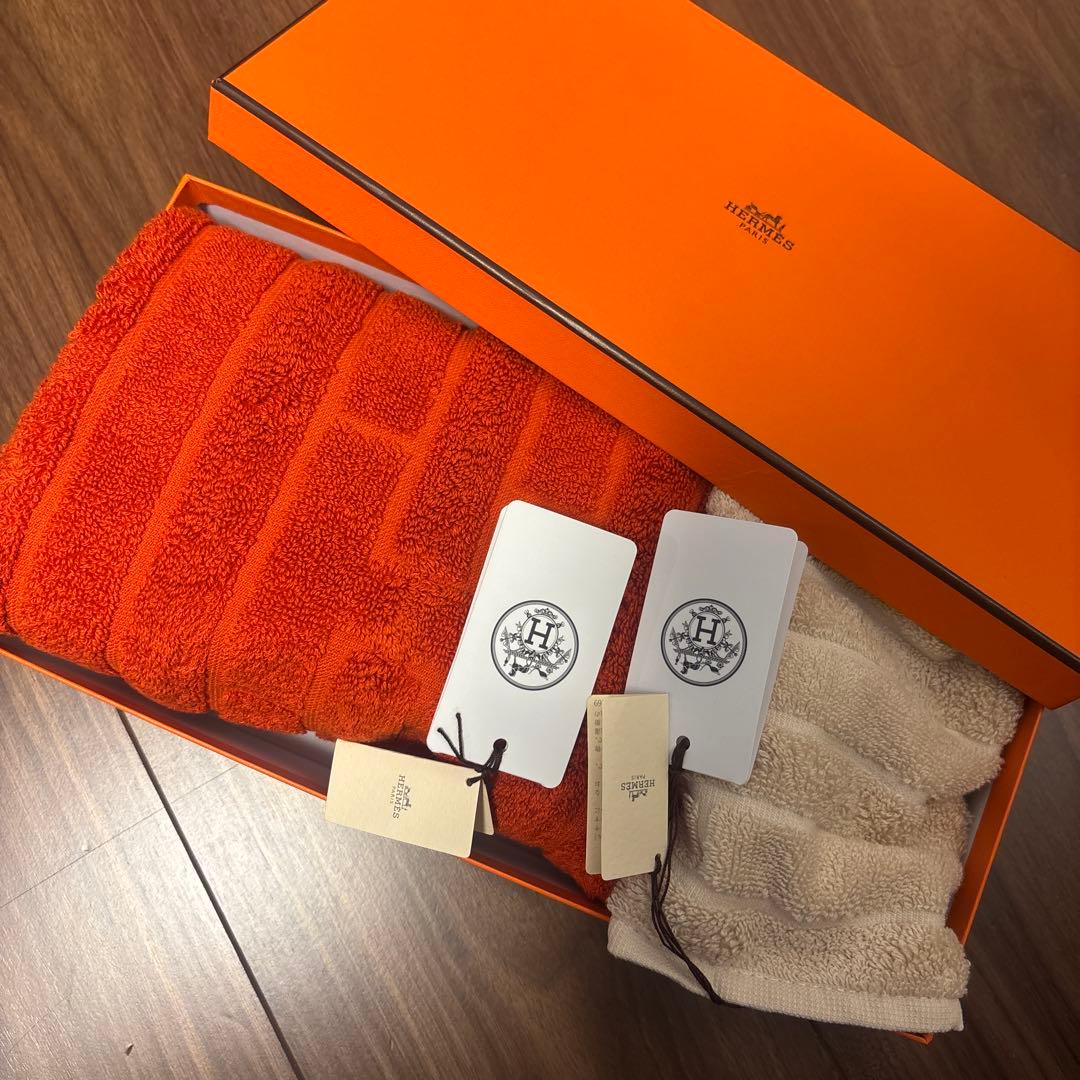 未使用⭐️HERMES フェイスタオルセット オレンジ ベージュ　箱無し