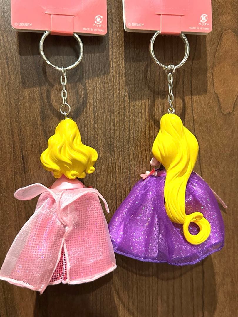 美品【タグ付】ディズニーリゾート プリンセスキーホルダー 13個セット おまけ付