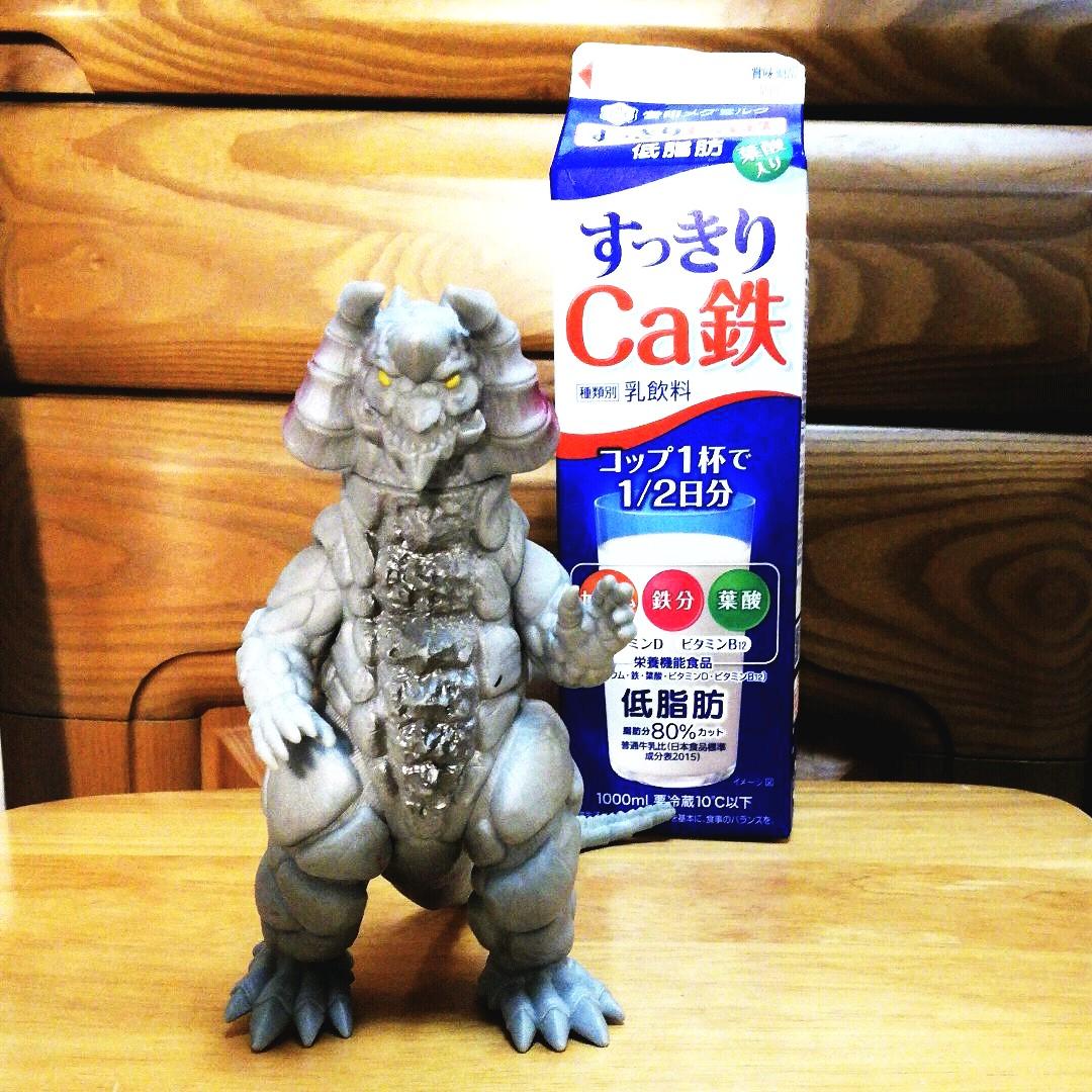 ウルトラマン 怪獣 シルバゴン ソフビ(ソフトビニール)