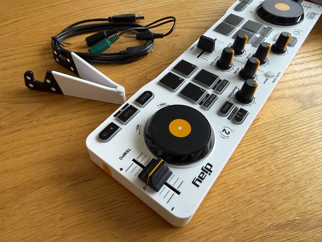 Hercules DJControl Mix-djay/AppleMusic対応
