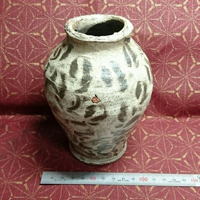 塩釉壺