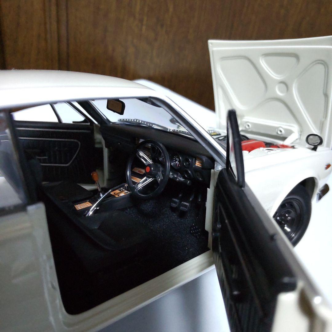 スカイライン 2000 GT-R KPGC10 ハコスカ 1/18 京商