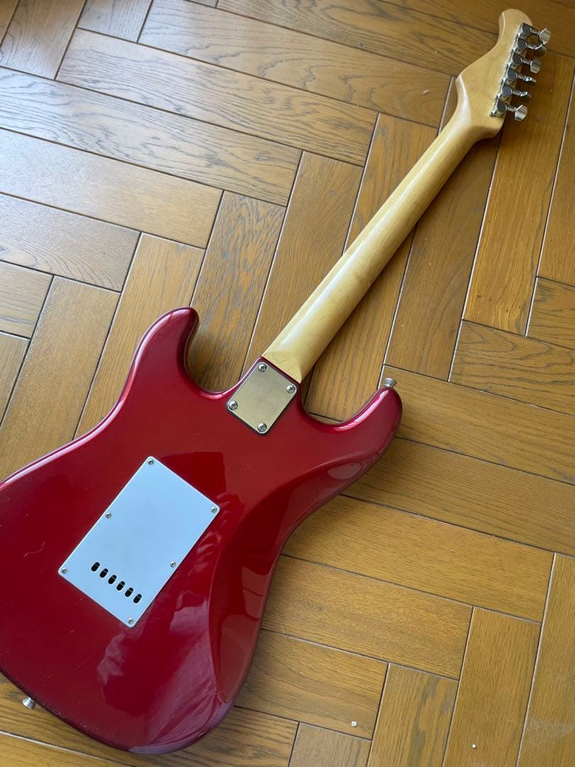 Bacchas ユニバーサルシリーズ　ストラトタイプ
