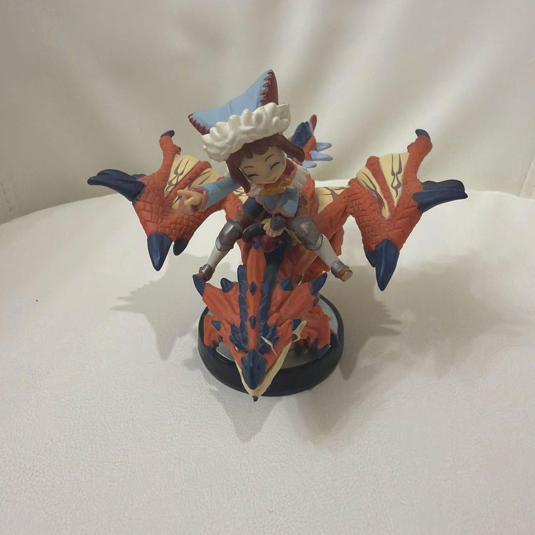 【amiibo】隻眼のリオレウス ＆ ライダー(女の子) モンハンストーリーズ