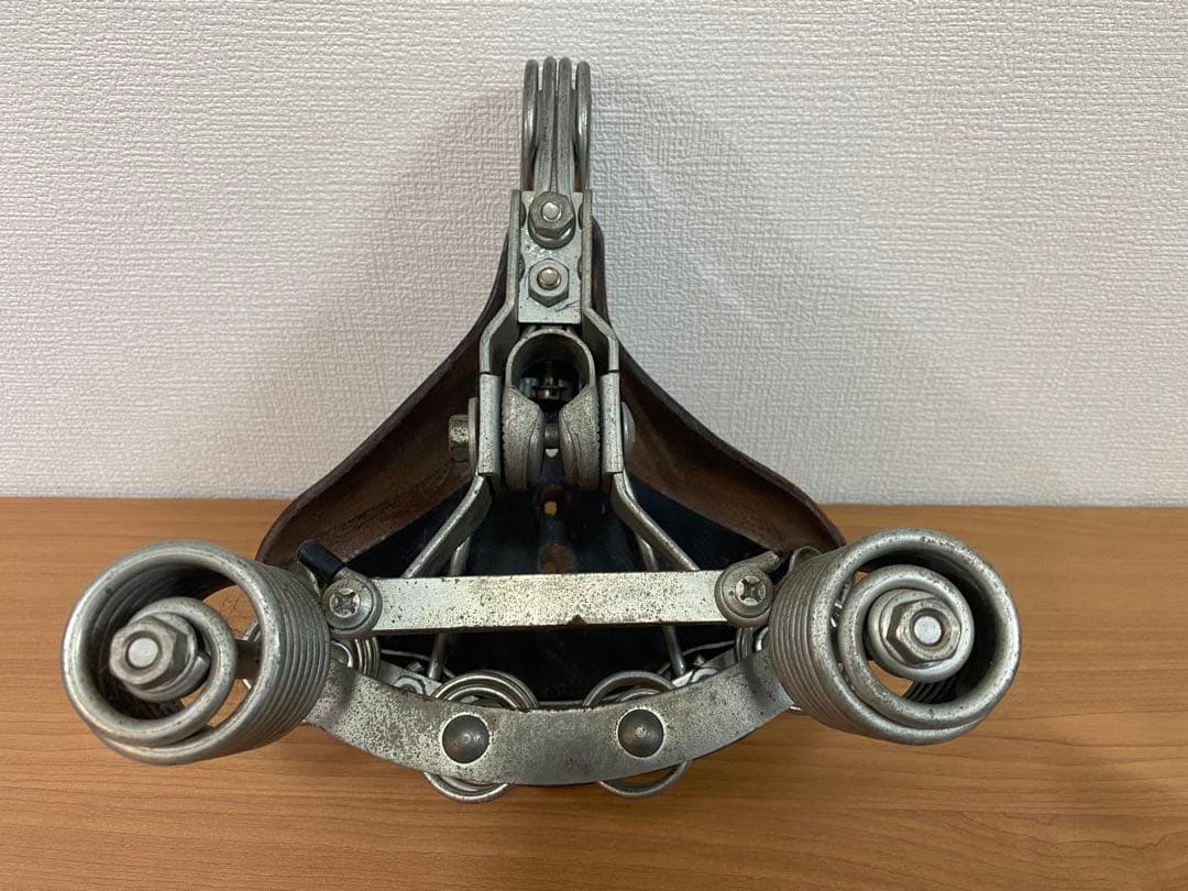 オランダ製　Lepper社　自転車用　ブラウン　レザーサドル