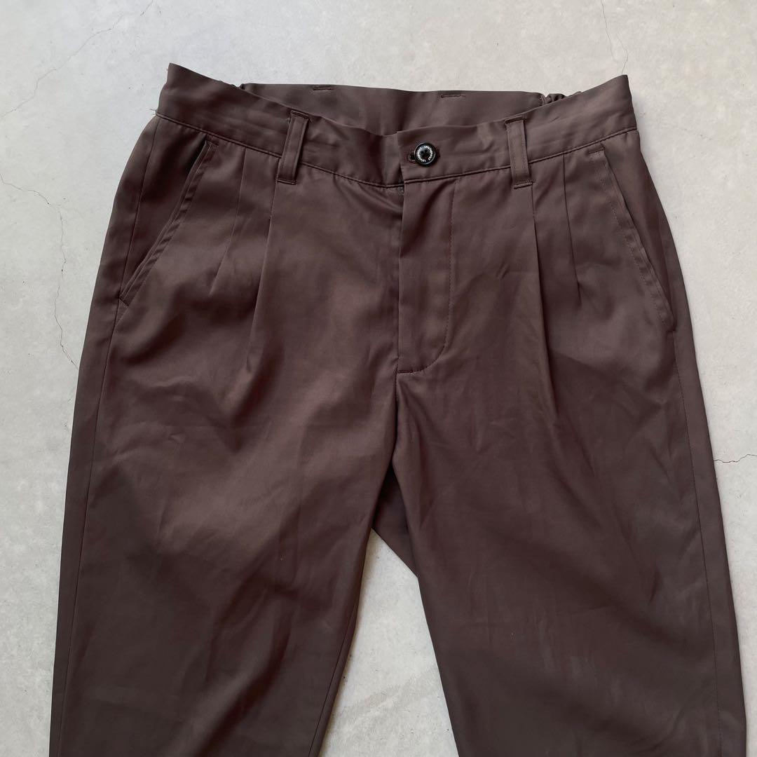 1PIU1UGUALE3 ウノピゥウノウグァーレトレ ロングパンツ メンズM