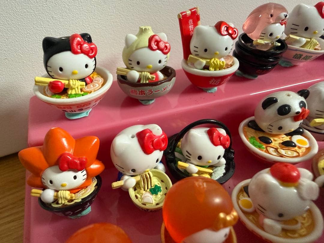 ハローキティ　ご当地キティ　ストラップ　まとめ売り　21点セット