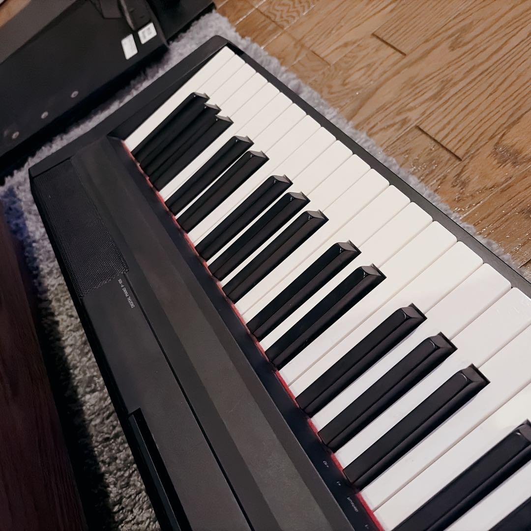 YAMAHA ヤマハ P-105 電子ピアノ　譜面台　ペダル付き