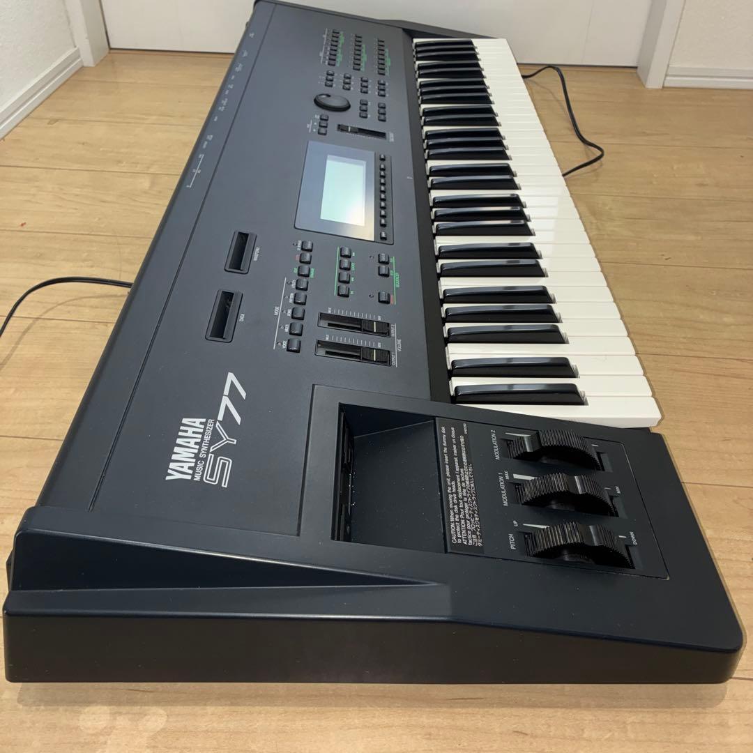 動作品　YAMAHA SY77 シンセサイザー　名機