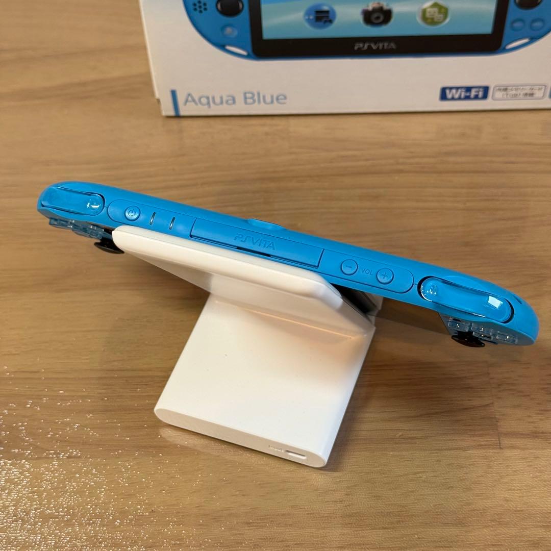 7-039 PSVITA PCH-2000 アクアブルー 箱付き