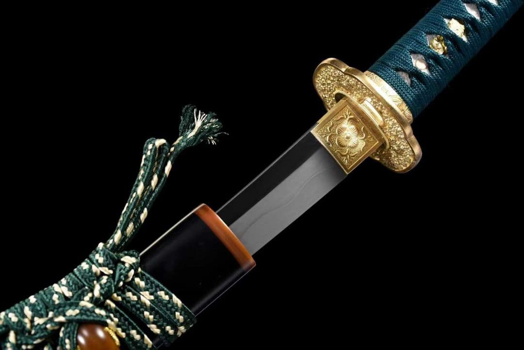 【梅の花】古兵器 刀装具 日本刀　模造刀 居合刀 武士道 鑑賞用 肋差 短刀