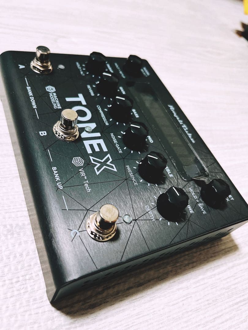 【IK Multimedia】 TONEX Pedal