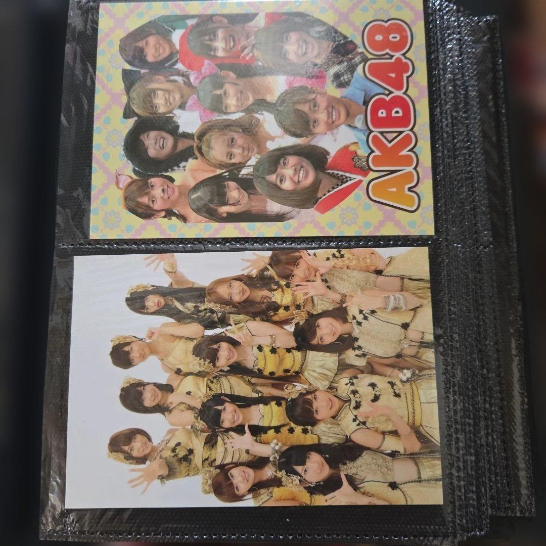 ✨️AKBアルバム集合写真100枚セットとシール付きと写真カード付きとグッズ付き