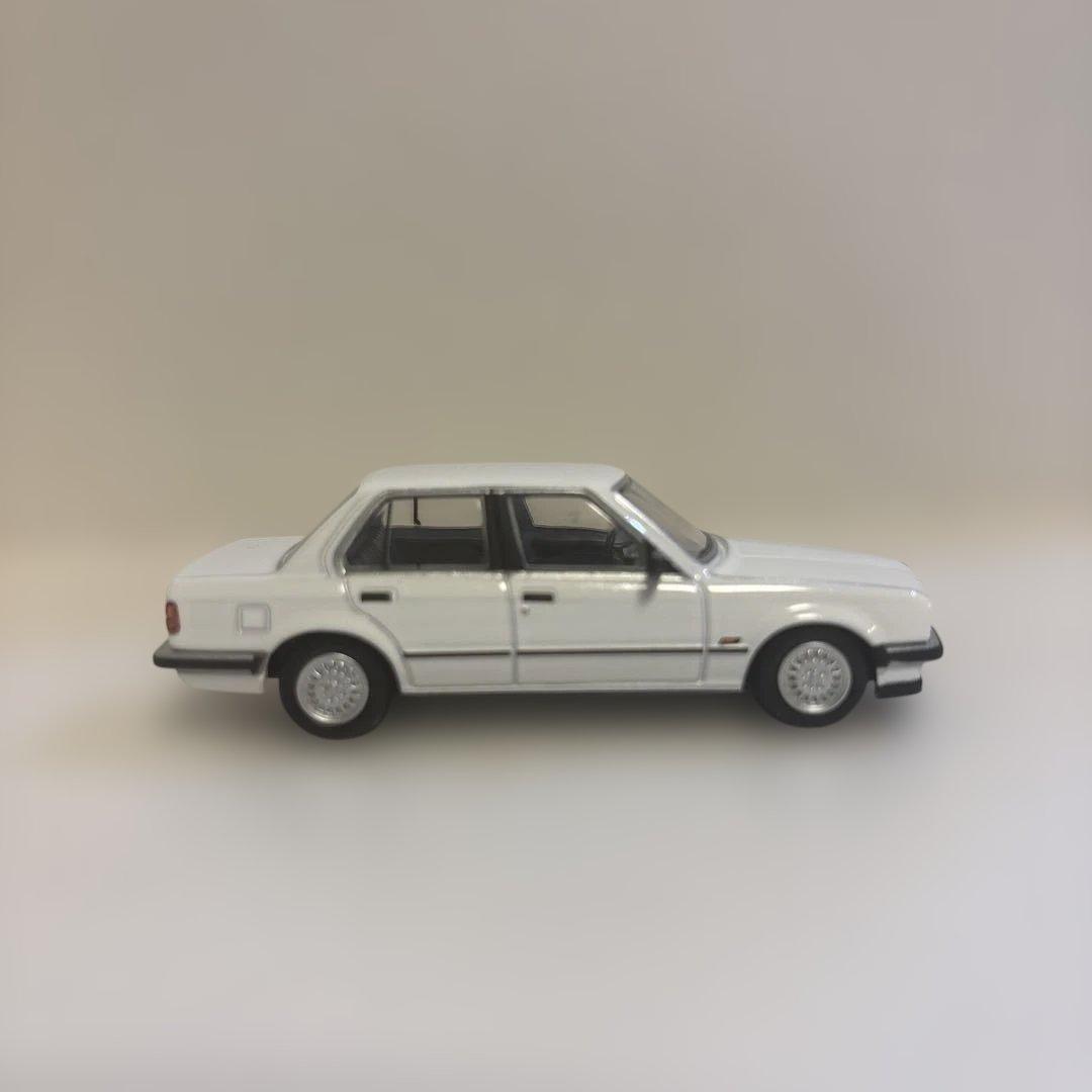 トミカリミテッドヴィンテージ ネオ　 325i