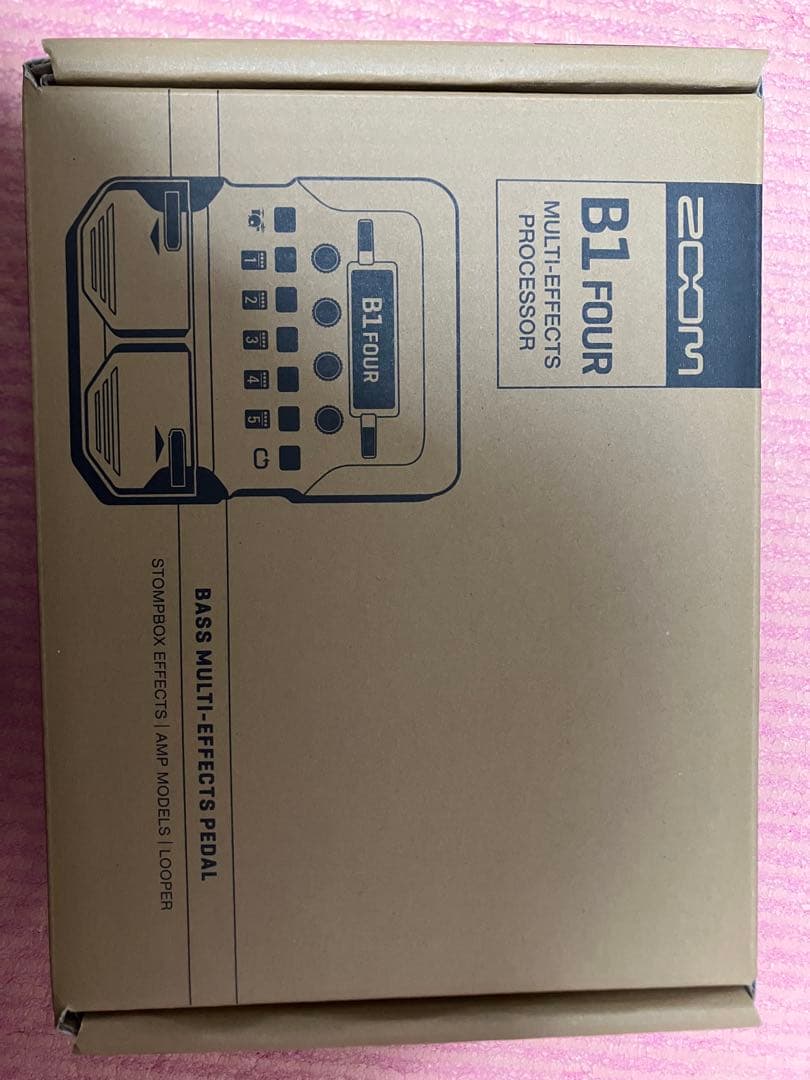 ZOOM B1 FOUR マルチエフェクトプロセッサー