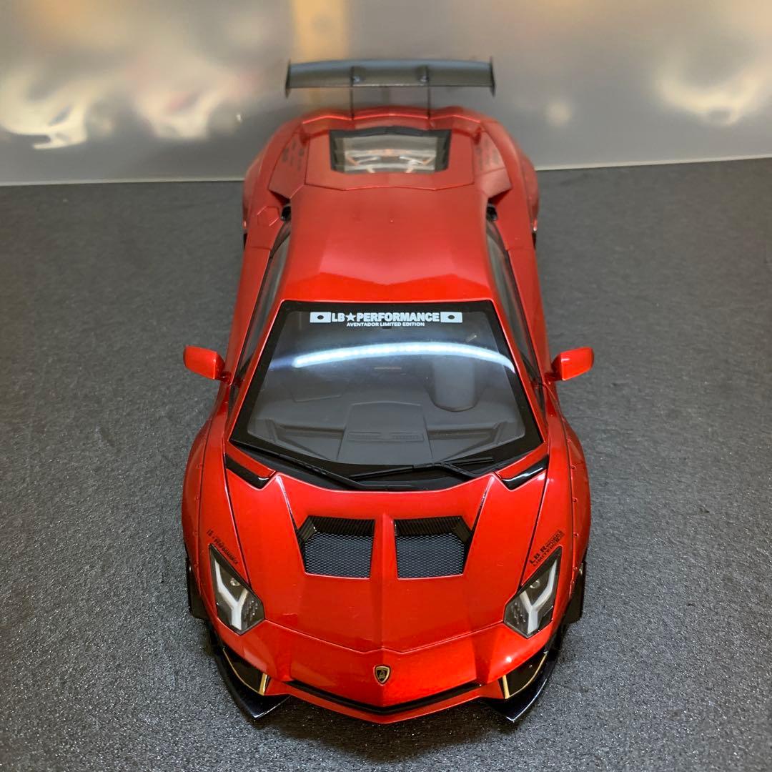 787 リバティーウォーク ランボルギーニ アヴェンタドール 1/18ミニカー