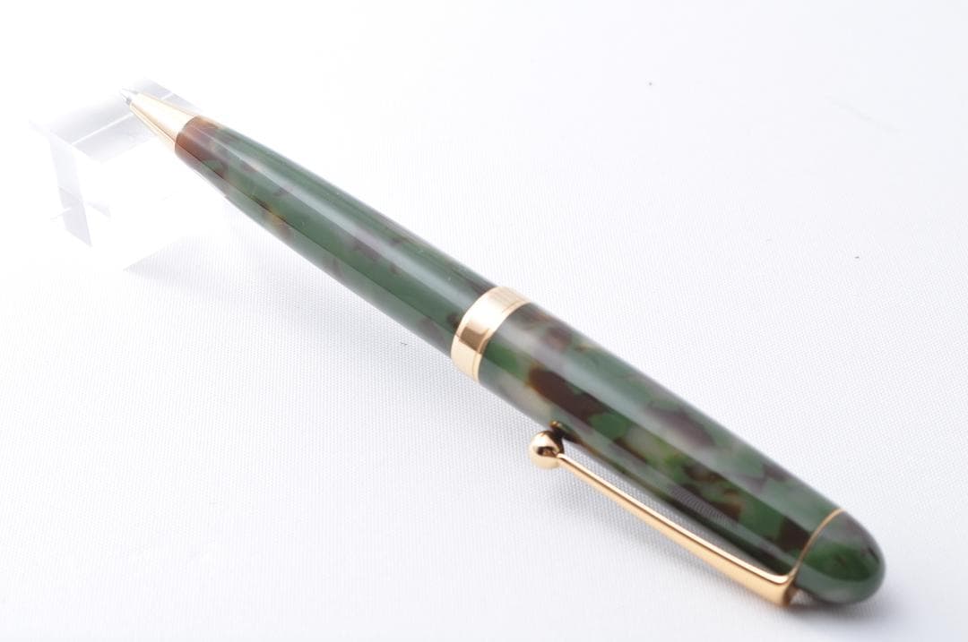 新品✨ ハンドメイド　ボールペン 大西製作所 手作り 【抹茶】