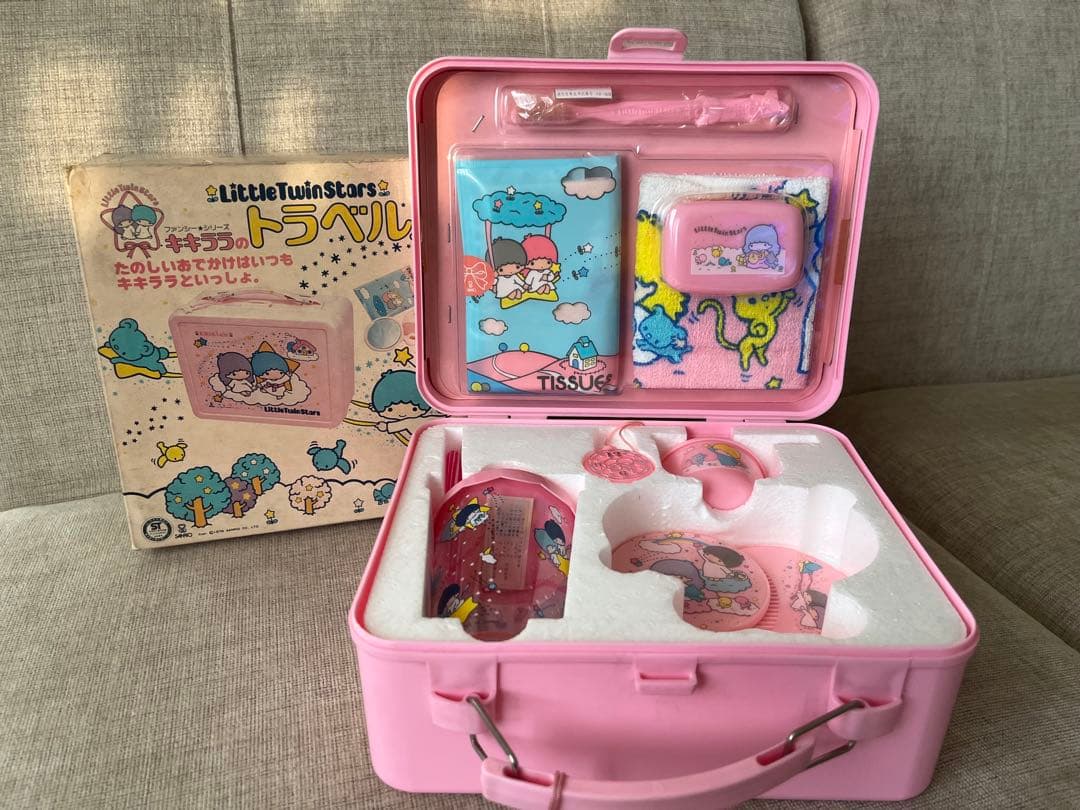 昭和レトロ　1976年　キキララ　リトルツインスターズ　トラベルメイト　トランク