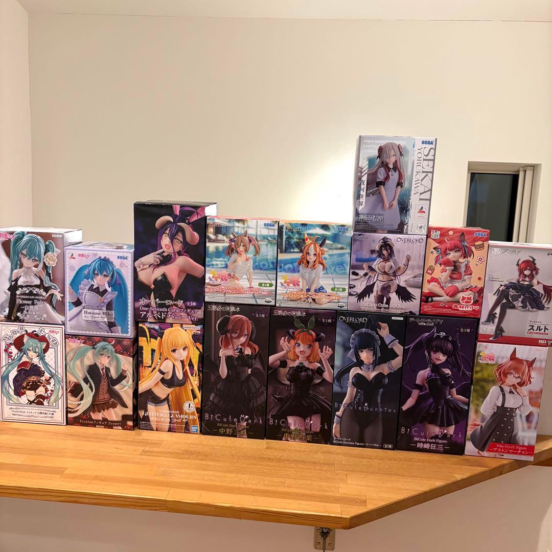 美少女フィギュアまとめ売り 初音ミク 五等分の花嫁 17体盛り盛りセット！！