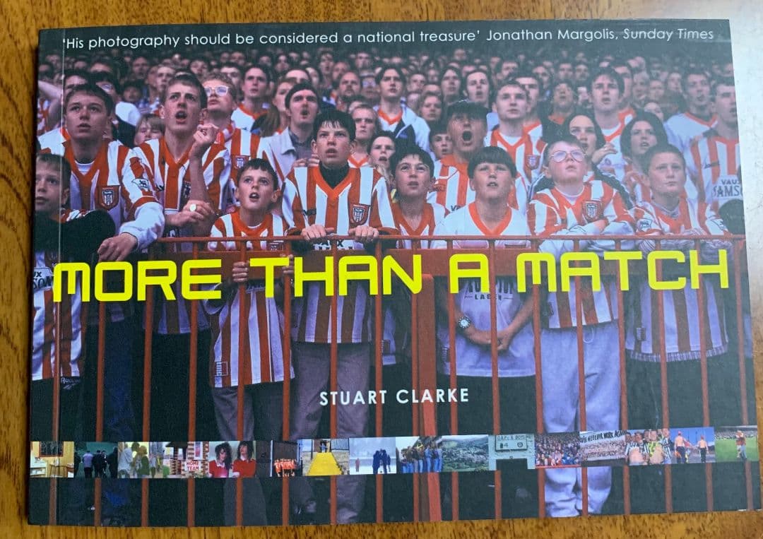 入手不可能MORE THAN A MATCH 郷愁の英国FOOTBALL写真集