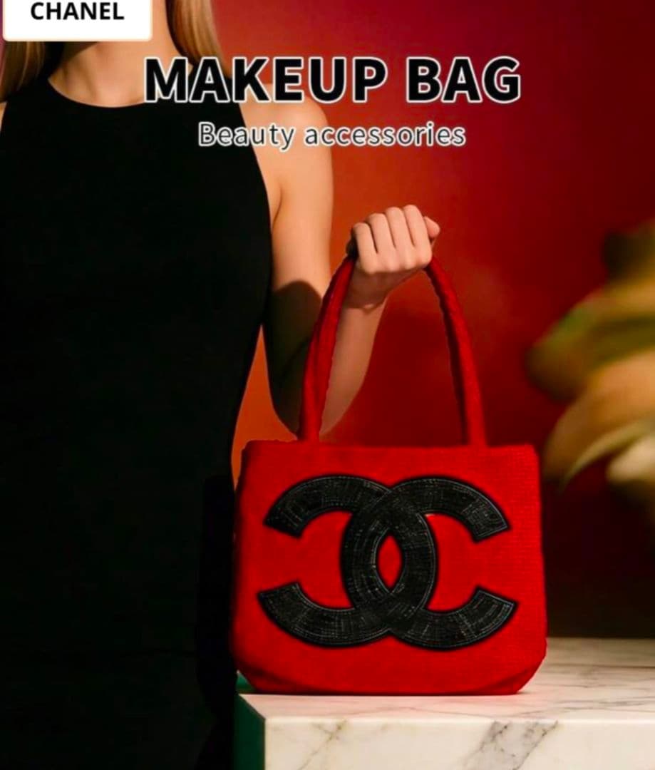 CHANEL メイクアップバッグ レッド
