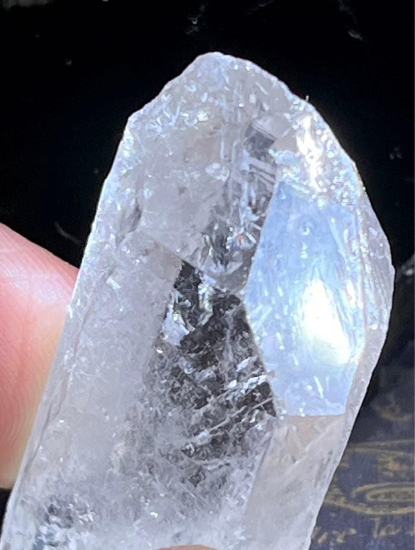 レコードキーパー✨  ブラジル・ミナスジェライス州 水晶　クリスタル　原石