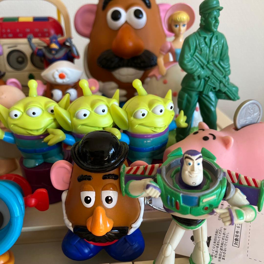 トイストーリー　ディズニー　ピクサー　フィギュア