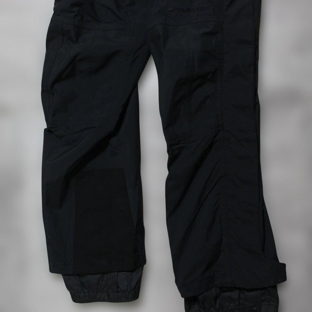 【極美品 高撥水】カナダ製 高機能 ビブパンツ【M】NAVARRO スノーパンツ