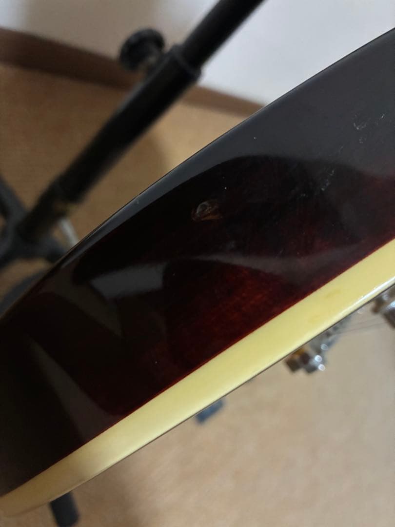 【値下げ‼️】エレキギター　レスポールスタイル サンバースト　動作確認済