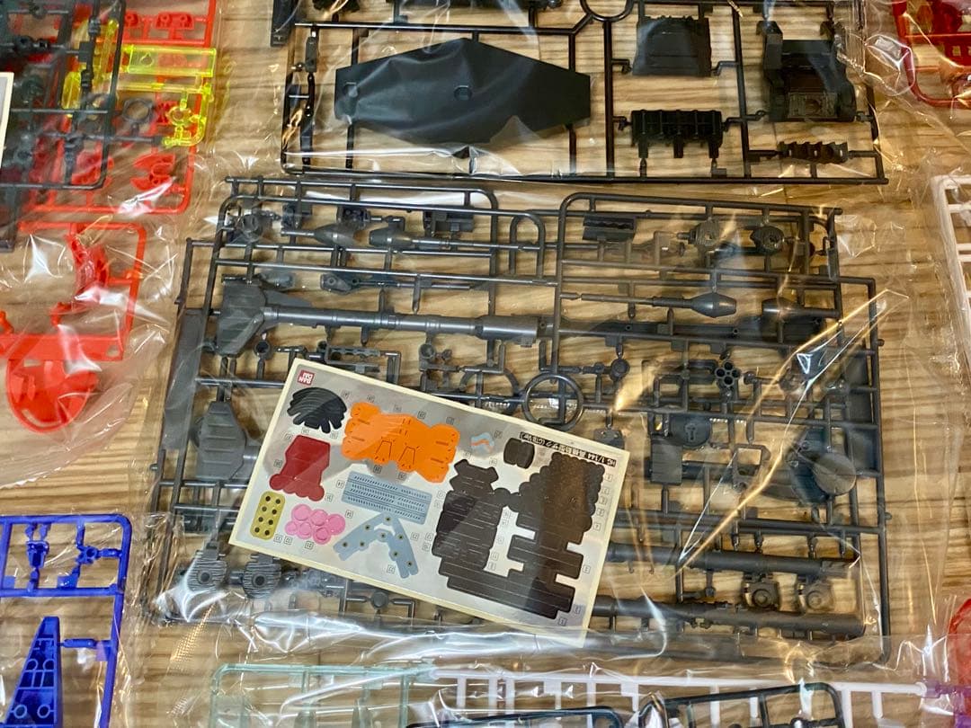 アニメプラモデルキット大量セット – 未切り離しパーツ多数 – 未開封品あり