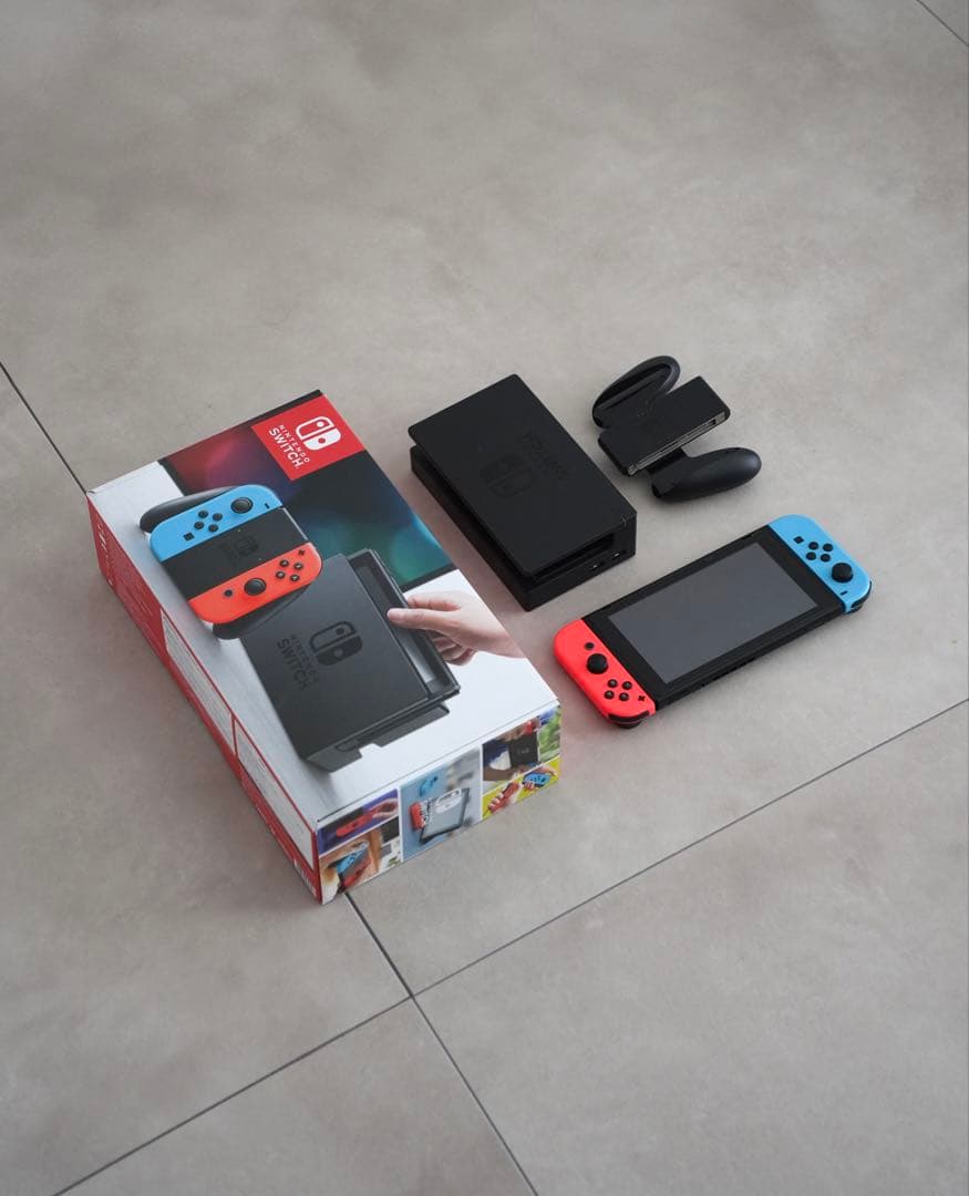 Nintendo Switch本体