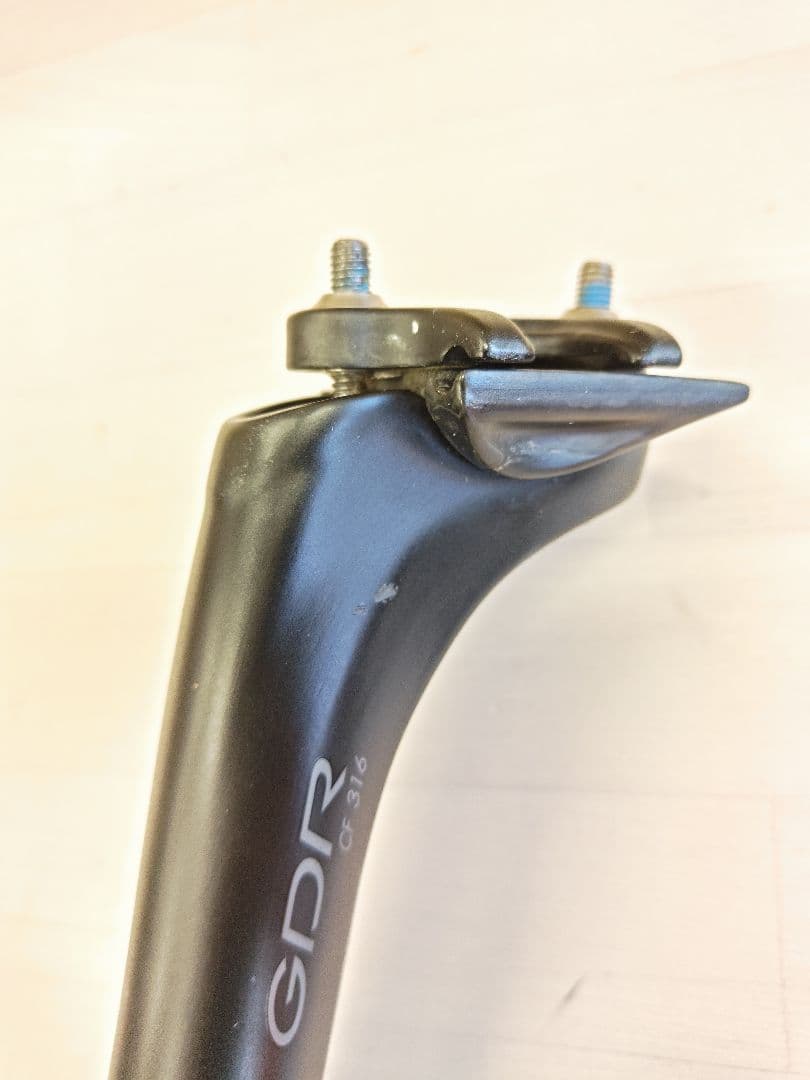 GDR グラファイトデザイン シートポスト CF316 美品