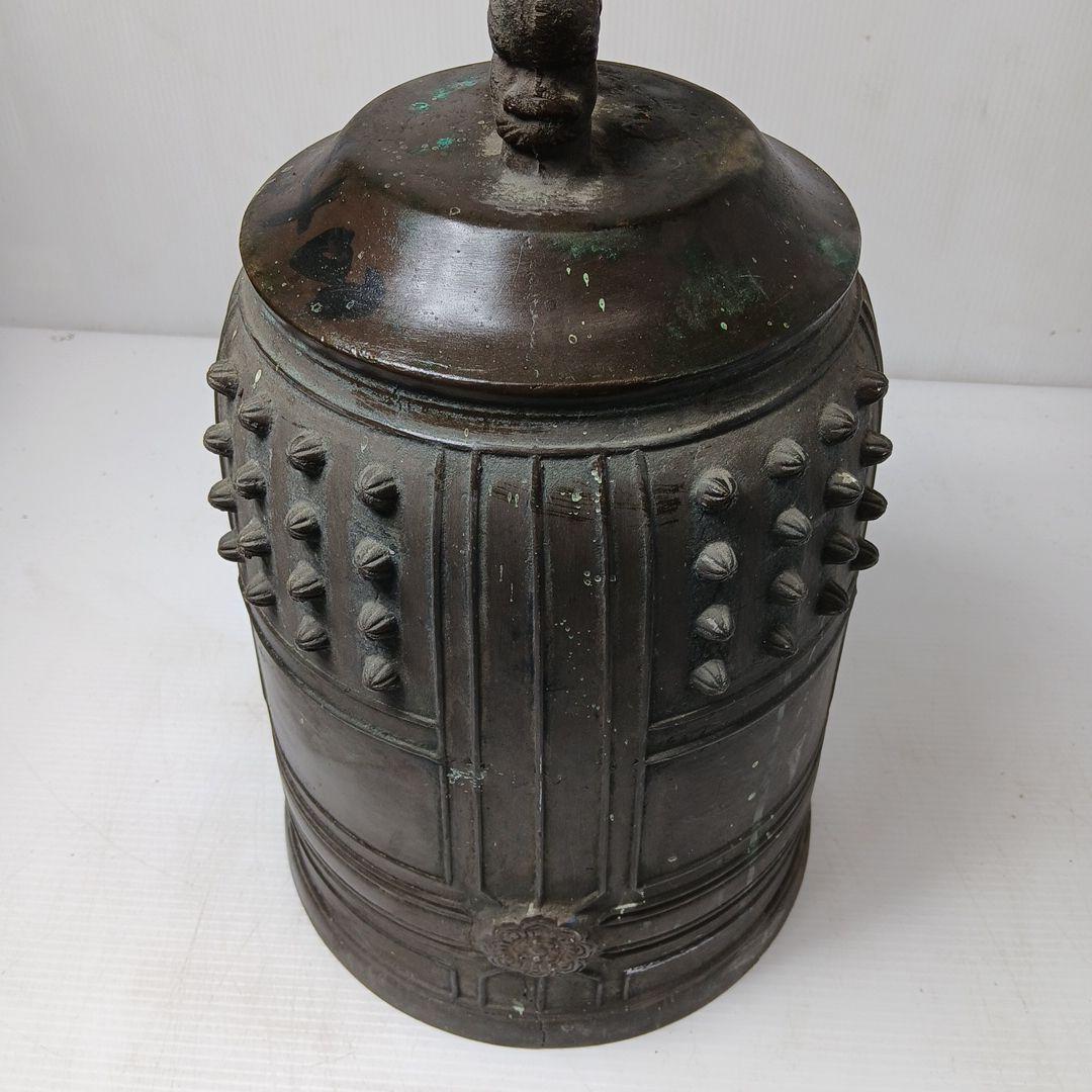 青銅製 獅子持ち手の工芸品