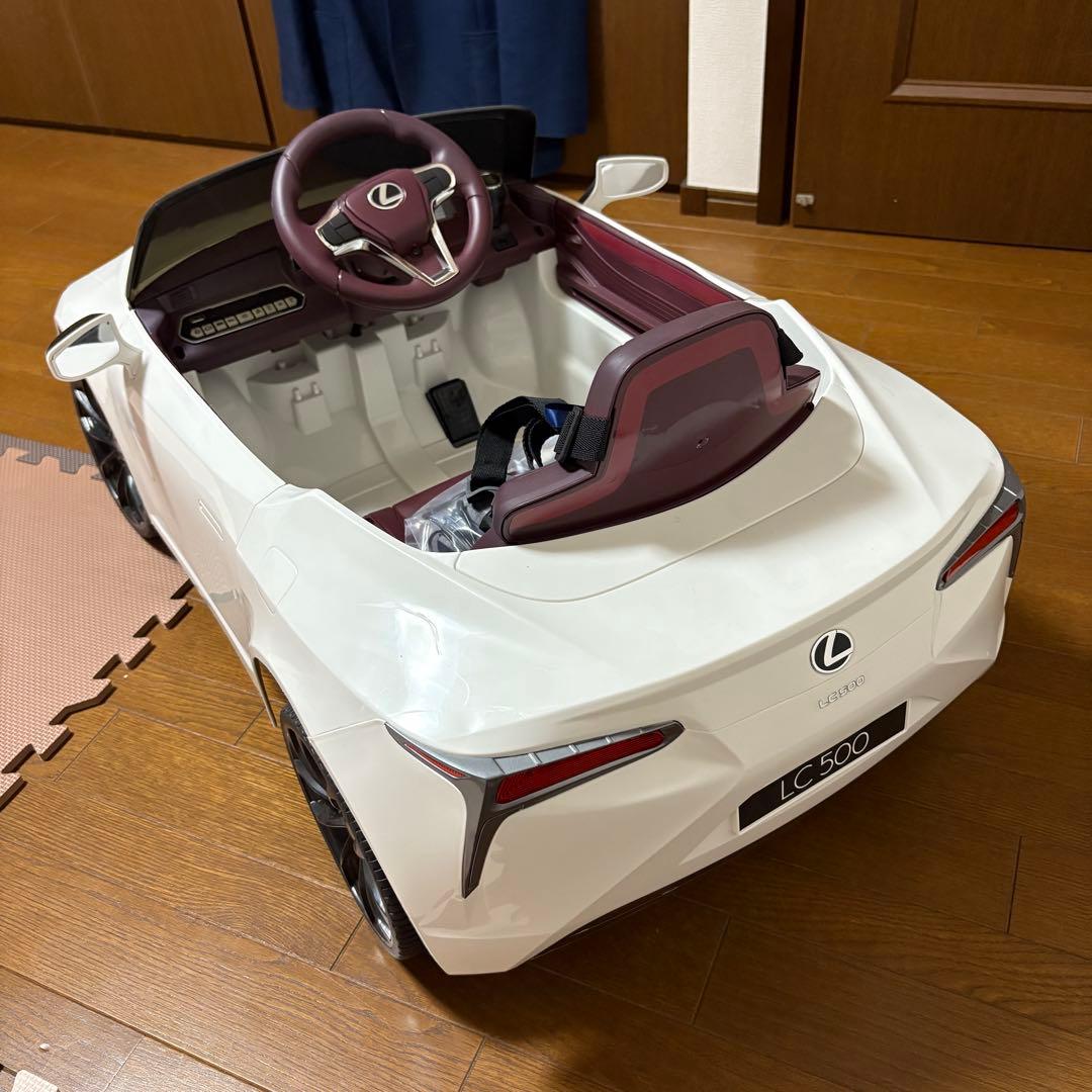 あき様 LEXUS LC500 乗用ラジコン 子供用